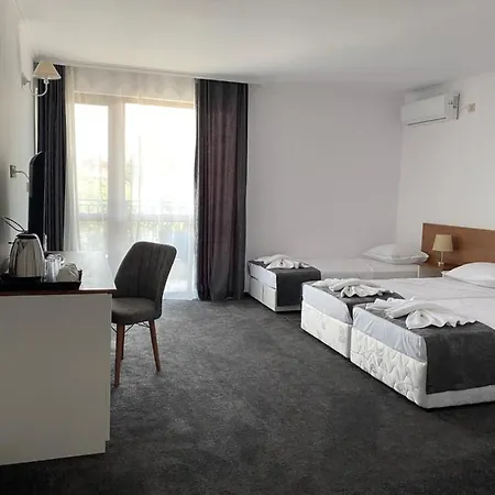 Aqua Family Къща за гости